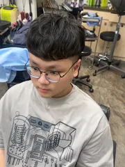 男生燙髮作品，設計師 小希設計師，桃園中壢區中壢米樂美髮沙龍