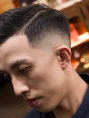 側分油頭 side part作品，設計師 Tc，台中西區CloserBarbershop