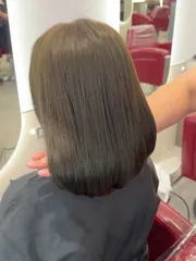顯白必染髮色作品，設計師 NIUNIU妞，高雄三民區HAPPYHAIR 陽明店