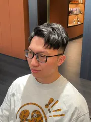 韓系男生剪髮作品，設計師 袁袁，高雄苓雅區沃髮廊