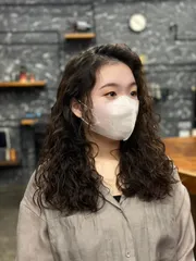 羊毛捲作品，設計師 Allen🌻，高雄鼓山區癮Start美髮沙龍