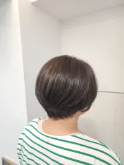 精靈短髮作品，設計師 姝蓉，台北大安區Hair Garden