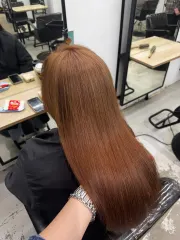 白髮共存作品，設計師 EV，台北中山區KOMMHAIR北大店