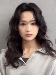 復古蓬鬆捲作品，設計師 婧廷🪐 E8，桃園中壢區TAGI復興館