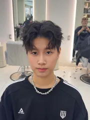 🦋蝴蝶飛感燙作品，設計師 Nc2.Olga⋆˚💐，桃園蘆竹區Una x Nc2 hair salon桃園店
