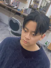 韓系層次剪裁作品，設計師 小9，高雄三民區99 Barbershop