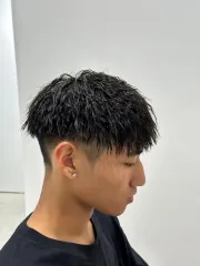錫紙燙作品，設計師 Andy，台北士林區關於髮廊