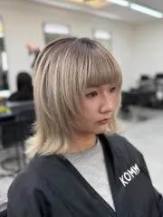 日系層次羽毛剪作品，設計師 Zoe，台北中山區Komm hair松江店