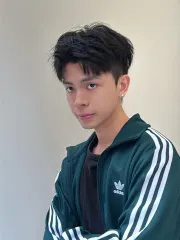 韓系男生作品，設計師 Sinna，台北大安區Round2市民店