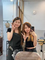 挑染作品，設計師 Gina，台北中山區Yulika hair