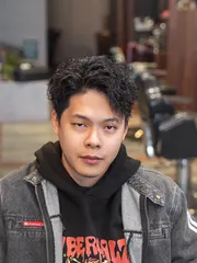 日系縱落燙作品，設計師 yuru玉儒（帥哥），高雄左營區Johns barber shop