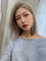 奶茶灰作品，設計師 Belly台北設計師🍓，台北中正區Nooa Hair