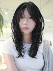 鎖骨層次燙髮作品，設計師 Joemay，台中西屯區KOREWA 大隆店 2F