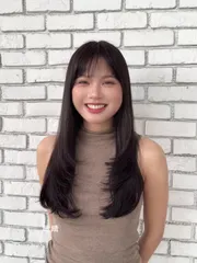 韓系層次剪裁作品，設計師 晴晴，高雄左營區左岸髮廊