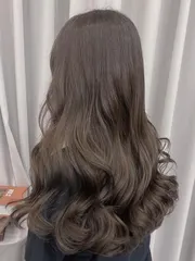 冷茶色（霧感髮色）作品，設計師 Amy，高雄左營區Ram hair studio
