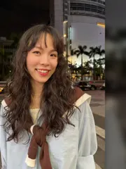泡麵波浪卷作品，設計師 Hank春樹，台北萬華區暖暖