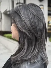 韓系剪染作品，設計師 小葉，桃園桃園區X hair salon