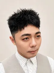 日系清爽短髮作品，設計師 KK，桃園楊梅區莯韓現代美髮沙龍