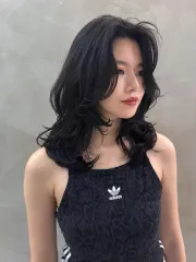 層次燙作品，設計師 Gia，台北大安區Hollyhair延吉店