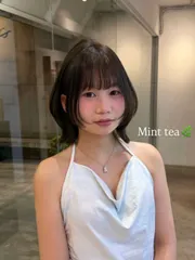 層次外翹短髮 冷霧髮色作品，設計師 Resa枘莎，台北松山區Puis