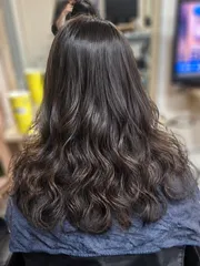 水漾質感燙-溫塑燙作品，設計師 Erica，新北板橋區GE Hair Studio