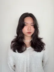 C字彎層次燙髮作品，設計師 薛加馨，台南東區尤拿成大館