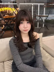 韓系層次燙作品，設計師 Rena，台北中山區Holly hair 南西店
