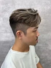 線條漸變挑染作品，設計師 李晨愷/Sunny，台中南區Cutbee男士理髮-美村南店