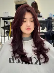 顯白深酒紅小臉層次中長髮