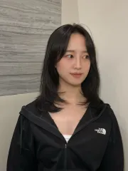 韓系層次燙作品，設計師 Rosa，台北大安區Hair garden