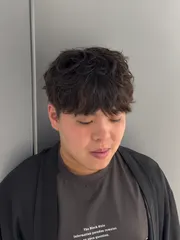 凌亂紋理燙作品，設計師 Enn，新北板橋區TREND HAIR JE 府中店