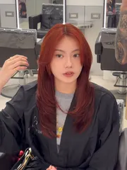 免漂髮色：珊瑚紅作品，設計師 Enn，新北板橋區TREND HAIR JE 府中店