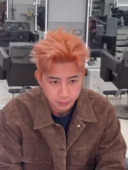 漂染髮色：橘奶茶作品，設計師 Enn，新北板橋區TREND HAIR JE 府中店