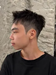 短髮前刺作品，設計師 Jason，台中北區O3O一中中二店