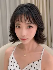 黑髮法式短捲髮作品，設計師 溫采瀅（愛妮）Aileen，台北中正區ALLIES Hair Salon