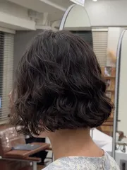 短髮蛋蛋卷、慵懶卷作品，設計師 Riva，新北板橋區Holly hair府中店