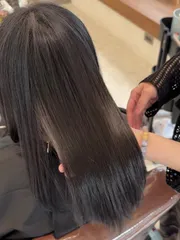 縮毛矯正作品，設計師 Riva，新北板橋區Holly hair府中店