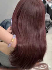 粉棕色作品，設計師 Riva，新北板橋區Holly hair府中店