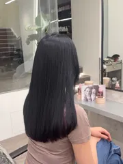 冰霧藍黑作品，設計師 Vivian 維維安🩶，桃園中壢區Justo hair salon