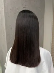 直順髮型作品，設計師 Tammy，新北板橋區Holly-Hair