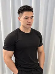 俐落男士短髮顱頂燙捲作品，設計師 Celine，新北板橋區Allies