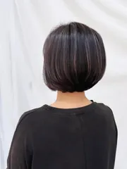 鮑伯短髮作品，設計師 Lisa，台中南屯區O3O南屯店