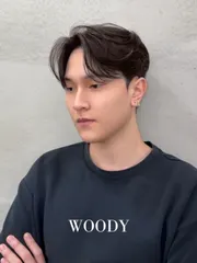 韓系中分作品，設計師 WOODY，高雄新興區HIVE HAIR中山店