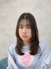 Elin層次剪 羽毛剪作品，設計師 𝑬𝒍𝒊𝒏髮型師◡̎ •，新北中和區中和居髮廊