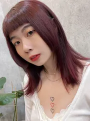 染髮+一刀切作品，設計師 小靖💈髮型師✂️，台北大同區Daylight salon 曙光髮廊
