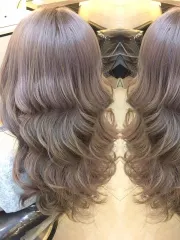 奶茶灰作品，設計師 Kiki，台中西屯區Ek hair salon
