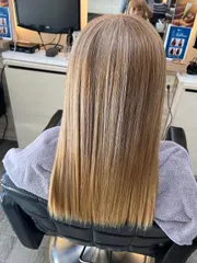 縮毛矯正作品，設計師 Kiki，台中西屯區Ek hair salon