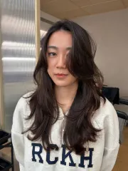 層次蝴蝶燙🦋作品，設計師 Tina，台南中西區Komm hair台南中山店