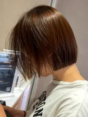 縮毛一刀切作品，設計師 黃米呀 (Mia)，台南中西區台南kommhair 中山店