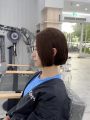 肩上短髮作品，設計師 Amber，台南東區Komm Hair 南紡店
